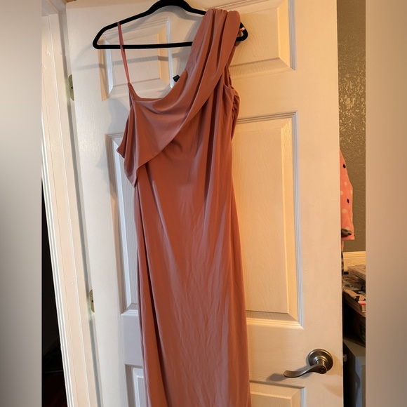 Windsor dusty rose colored dress size large, worn once - Picture 3 of 6